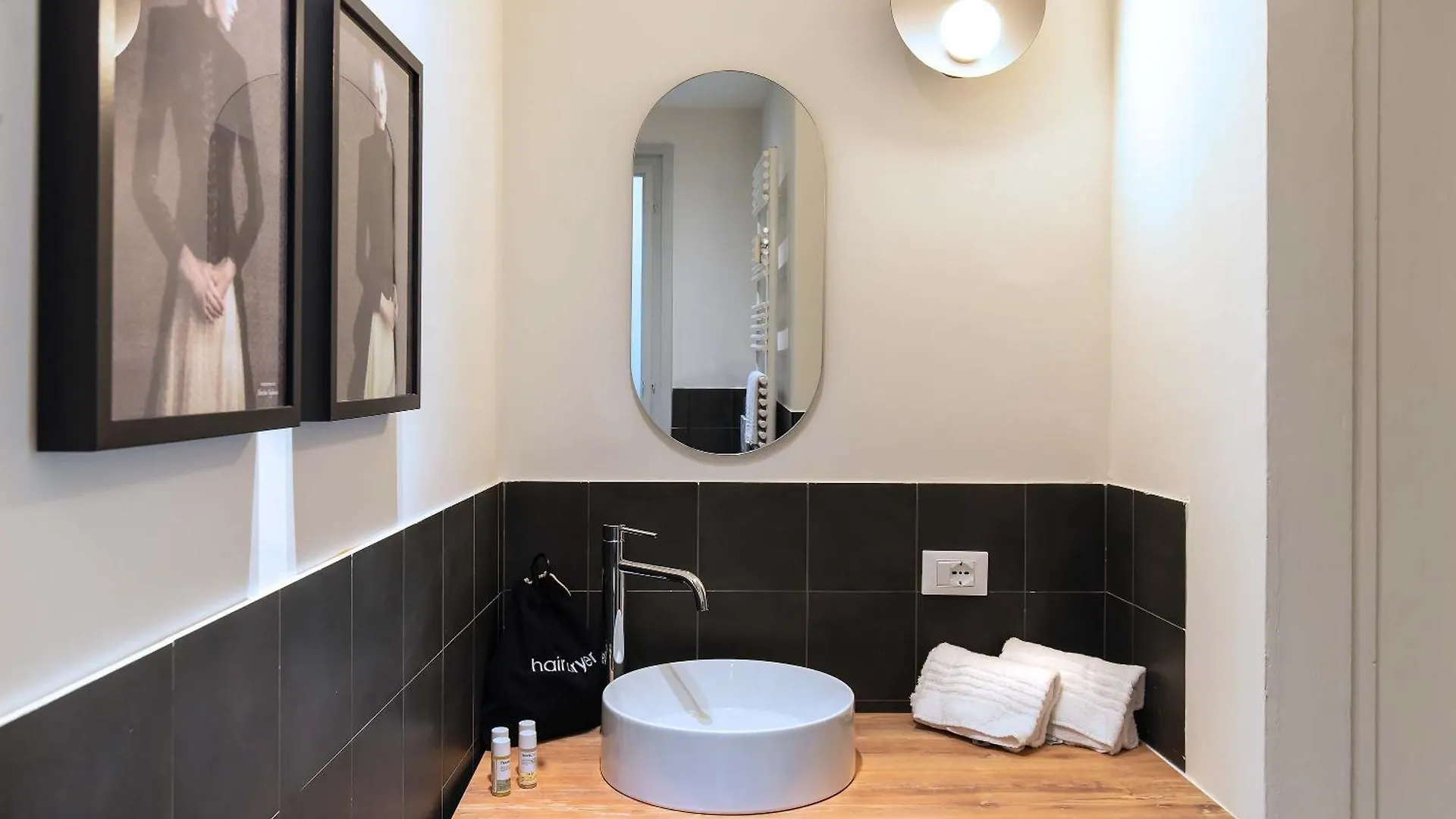 פירנצה Mdr Crystal Apartment 0*,  איטליה
